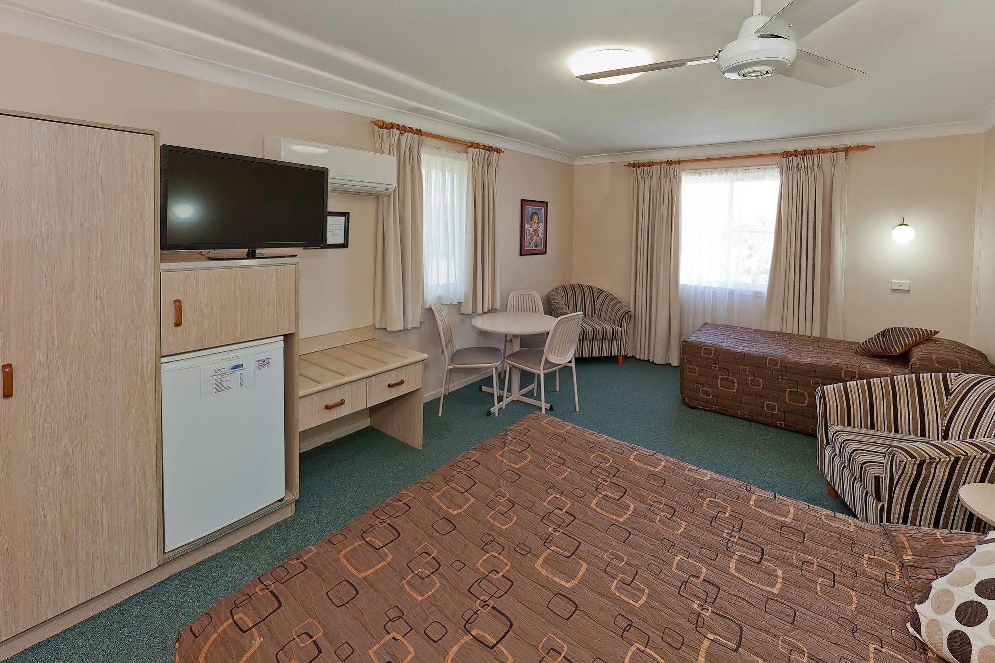 Abraham Lincoln Motel Tamworth Exterior foto